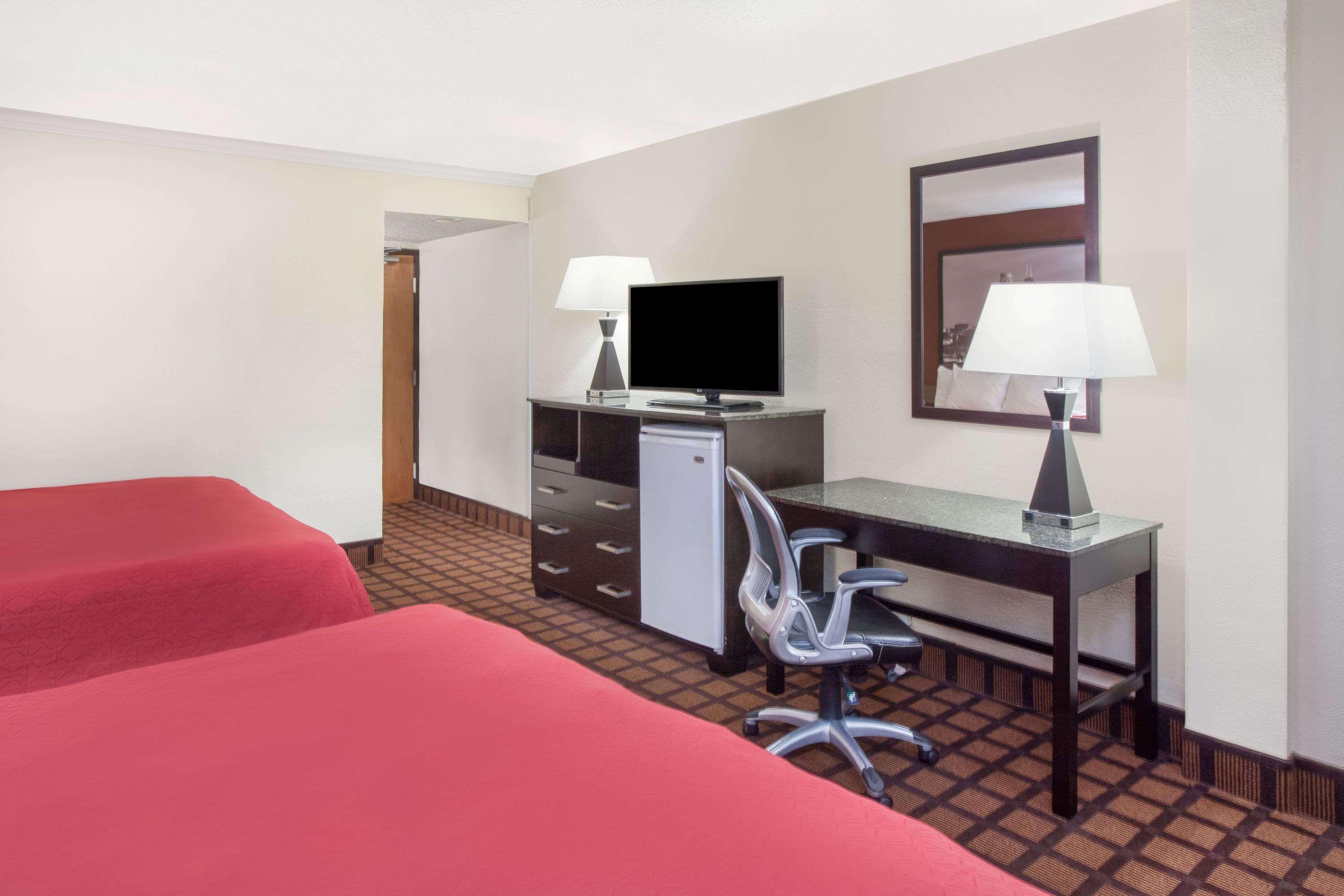 Super 8 By Wyndham Chicago Il Hotel Eksteriør billede