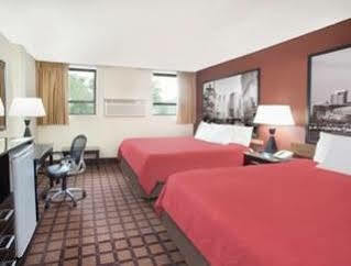 Super 8 By Wyndham Chicago Il Hotel Eksteriør billede